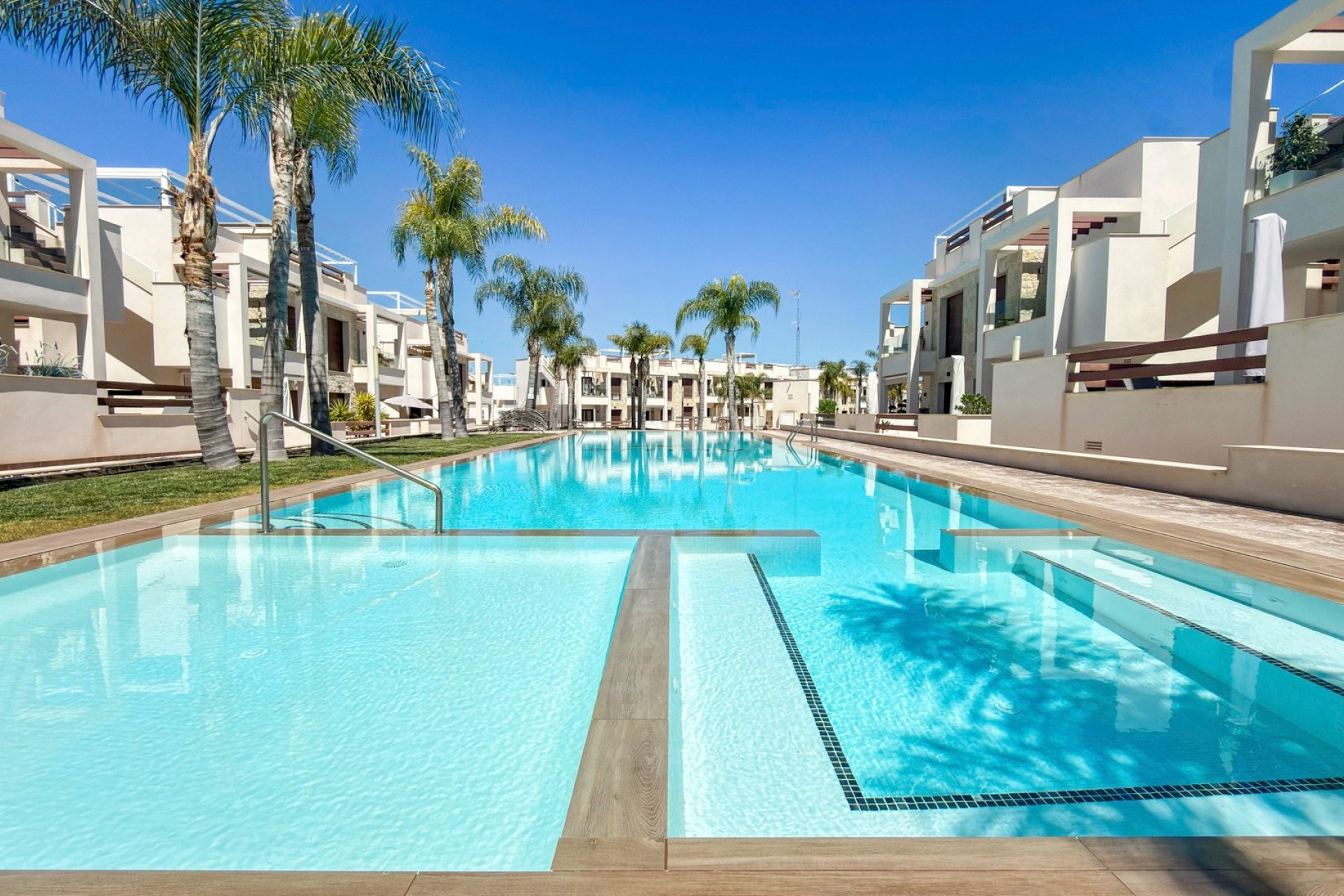 Resale - apartment -
Torrevieja - Los Balcones