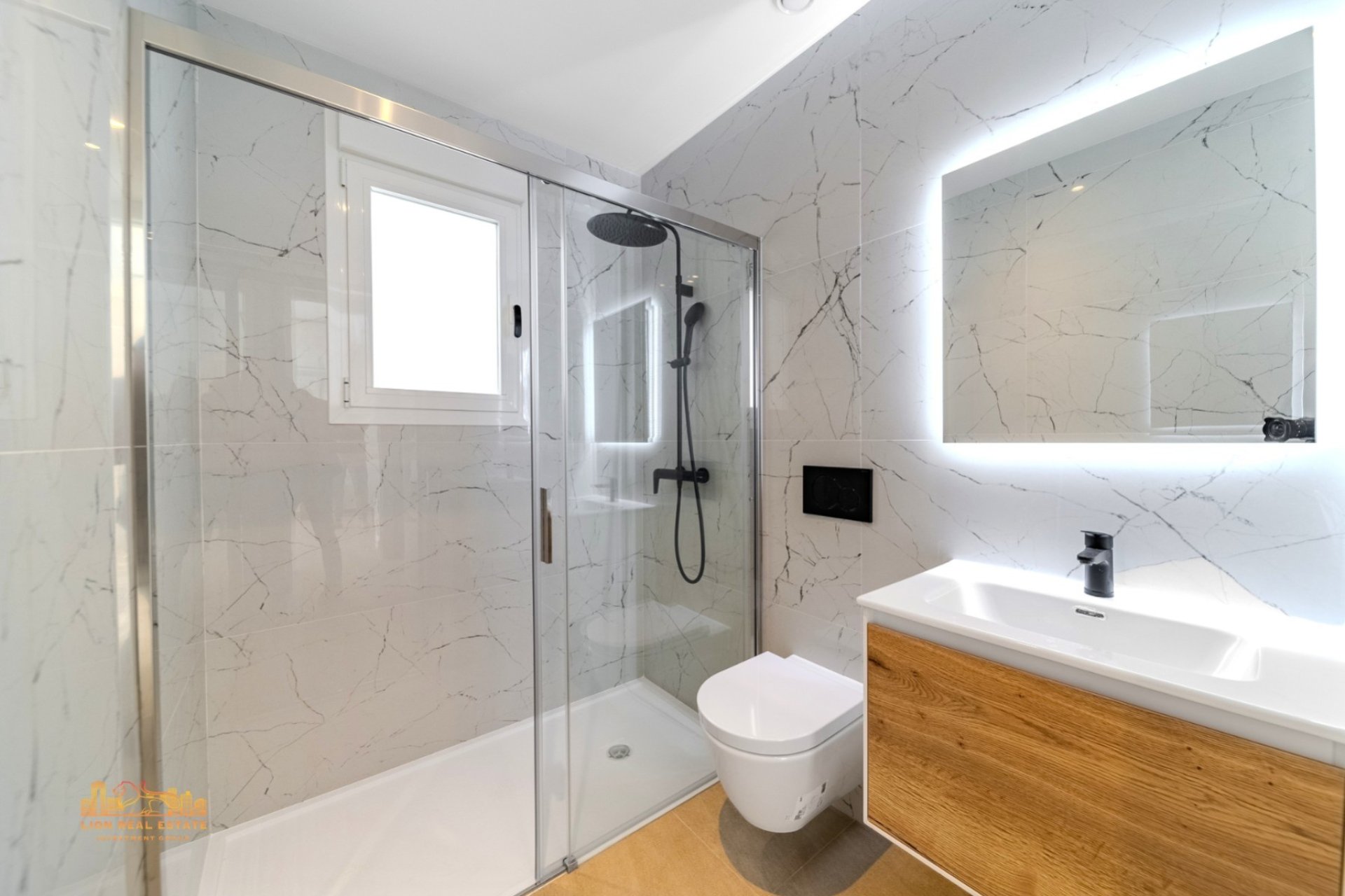 Resale - apartment -
Torrevieja - Los Locos