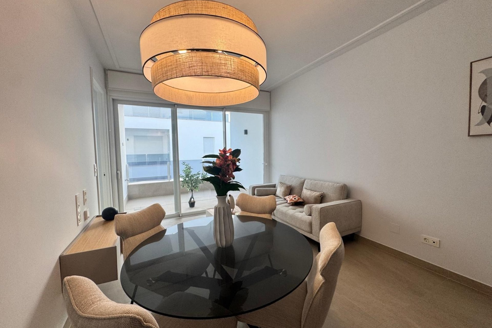 Resale - apartment -
Torrevieja - Los Locos