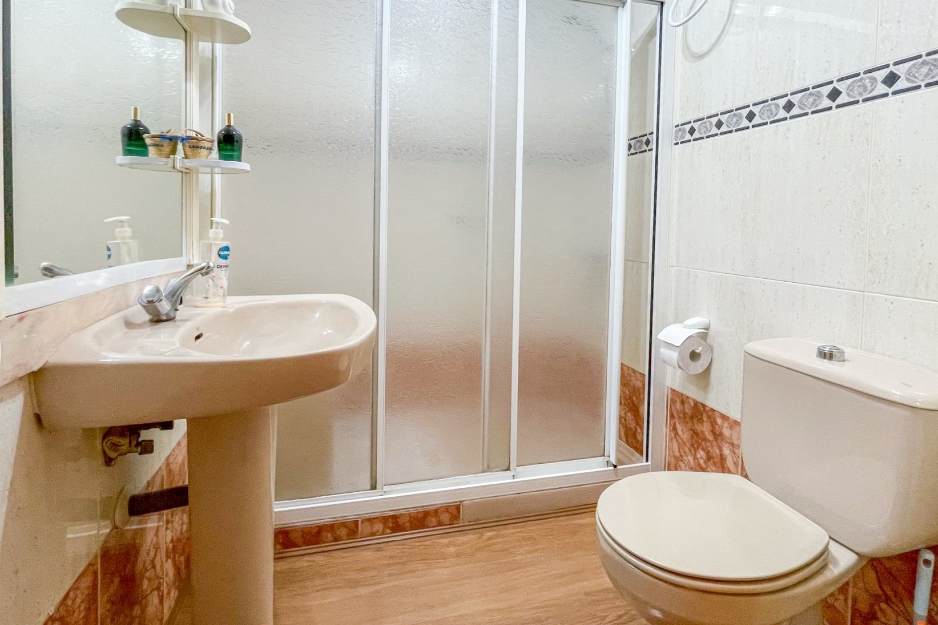 Resale - apartment -
Torrevieja - Playa Los Naufragos