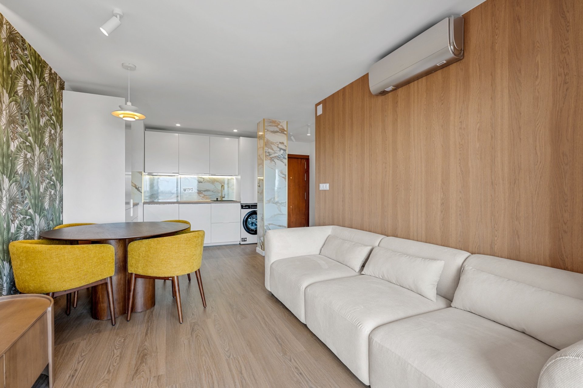 Resale - apartment -
Torrevieja - Punta Prima