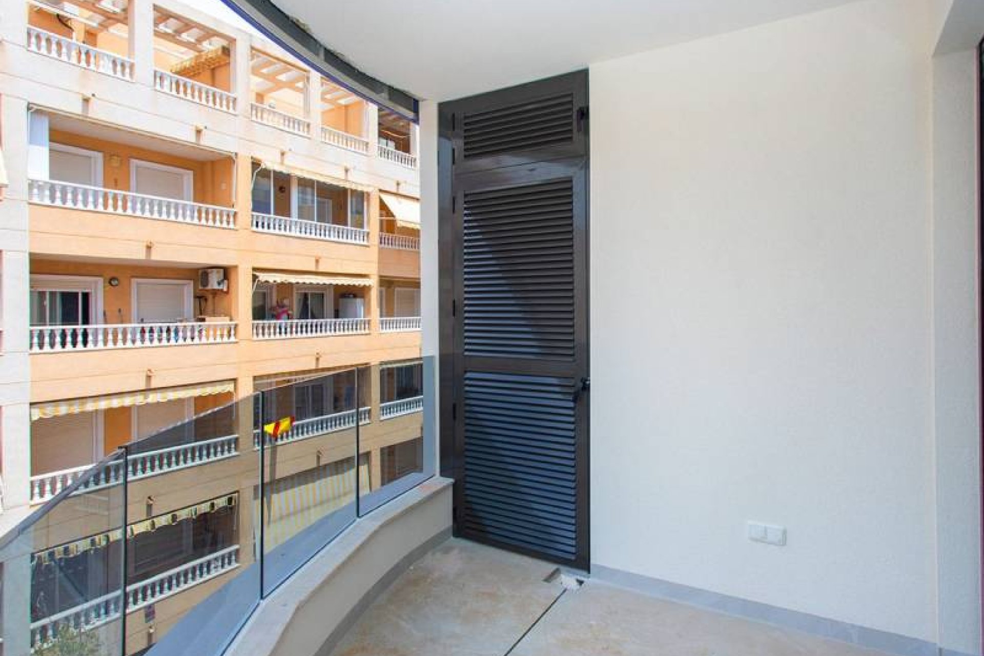 Resale - apartment -
Torrevieja