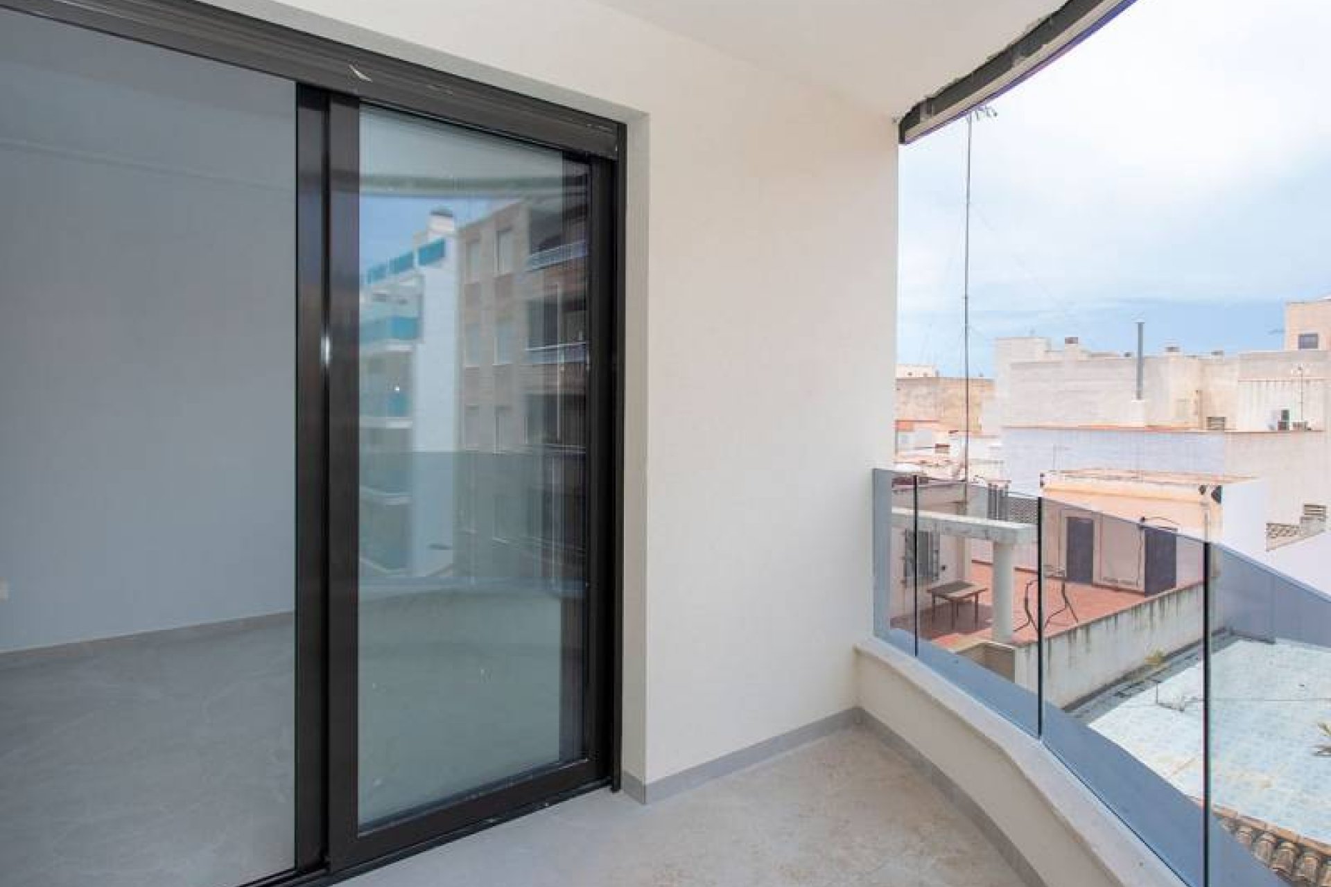 Resale - apartment -
Torrevieja