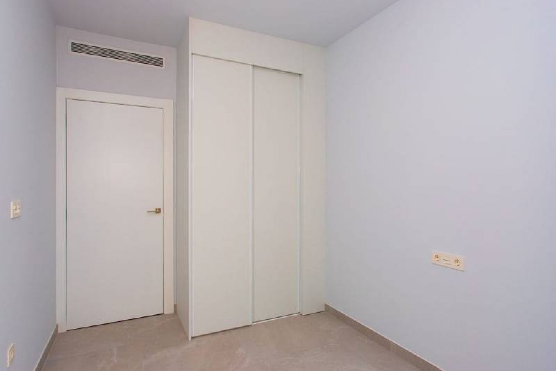 Resale - apartment -
Torrevieja