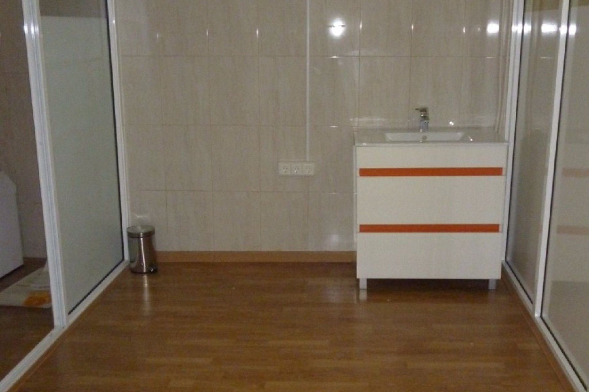 Resale - Commercial -
Elche