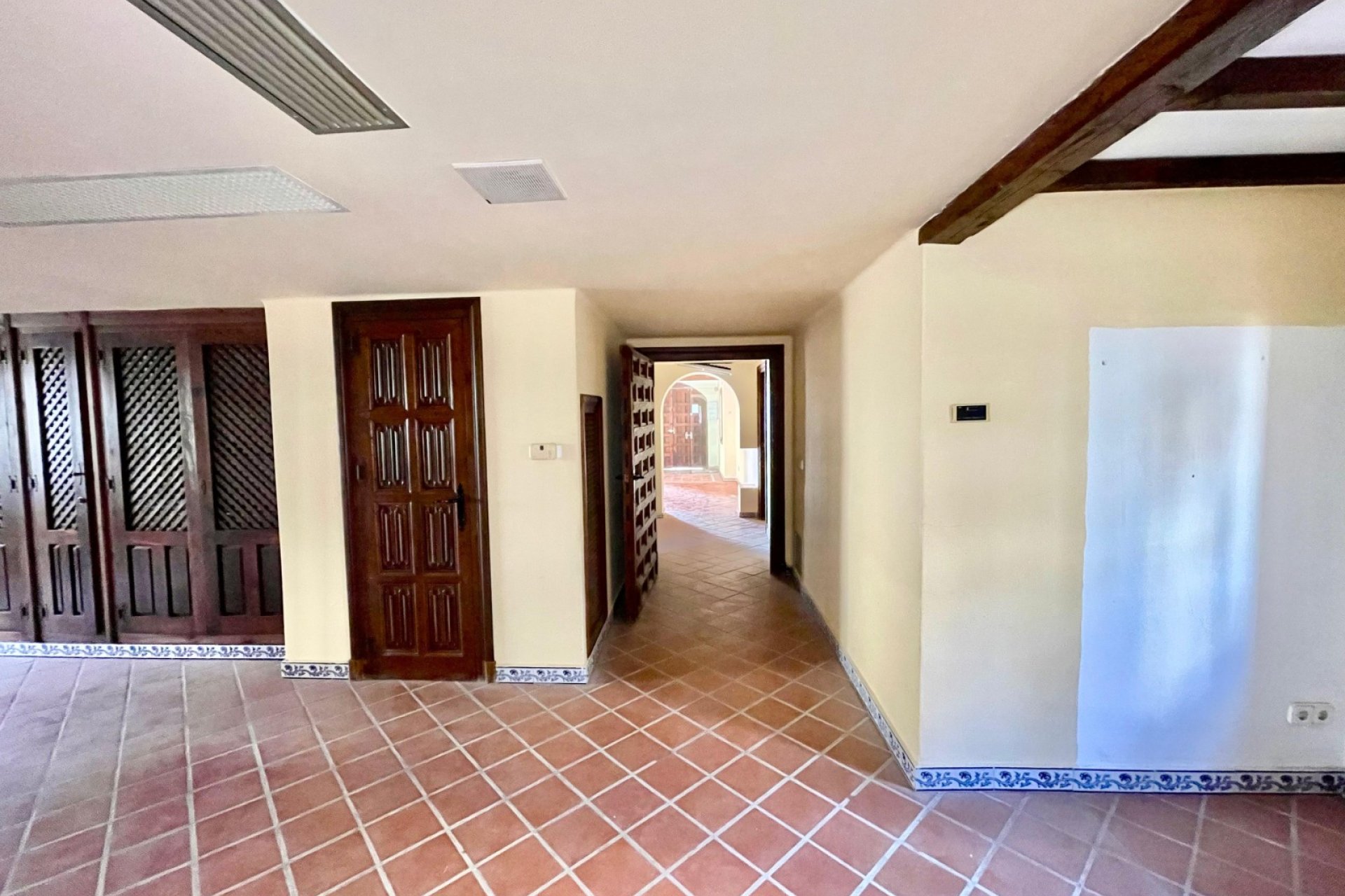 Resale - Commercial -
Torrevieja - Playa Los Locos
