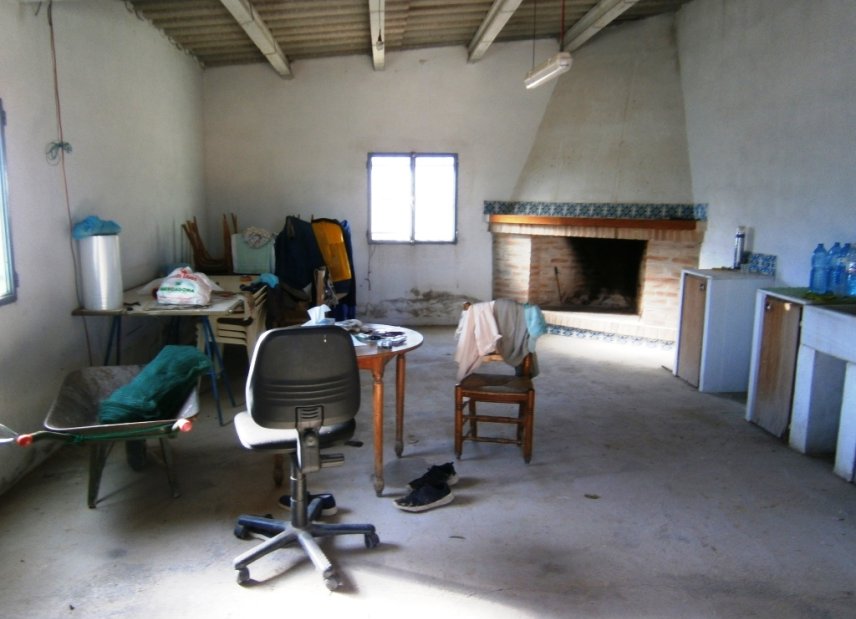 Resale - Country House -
Agullent