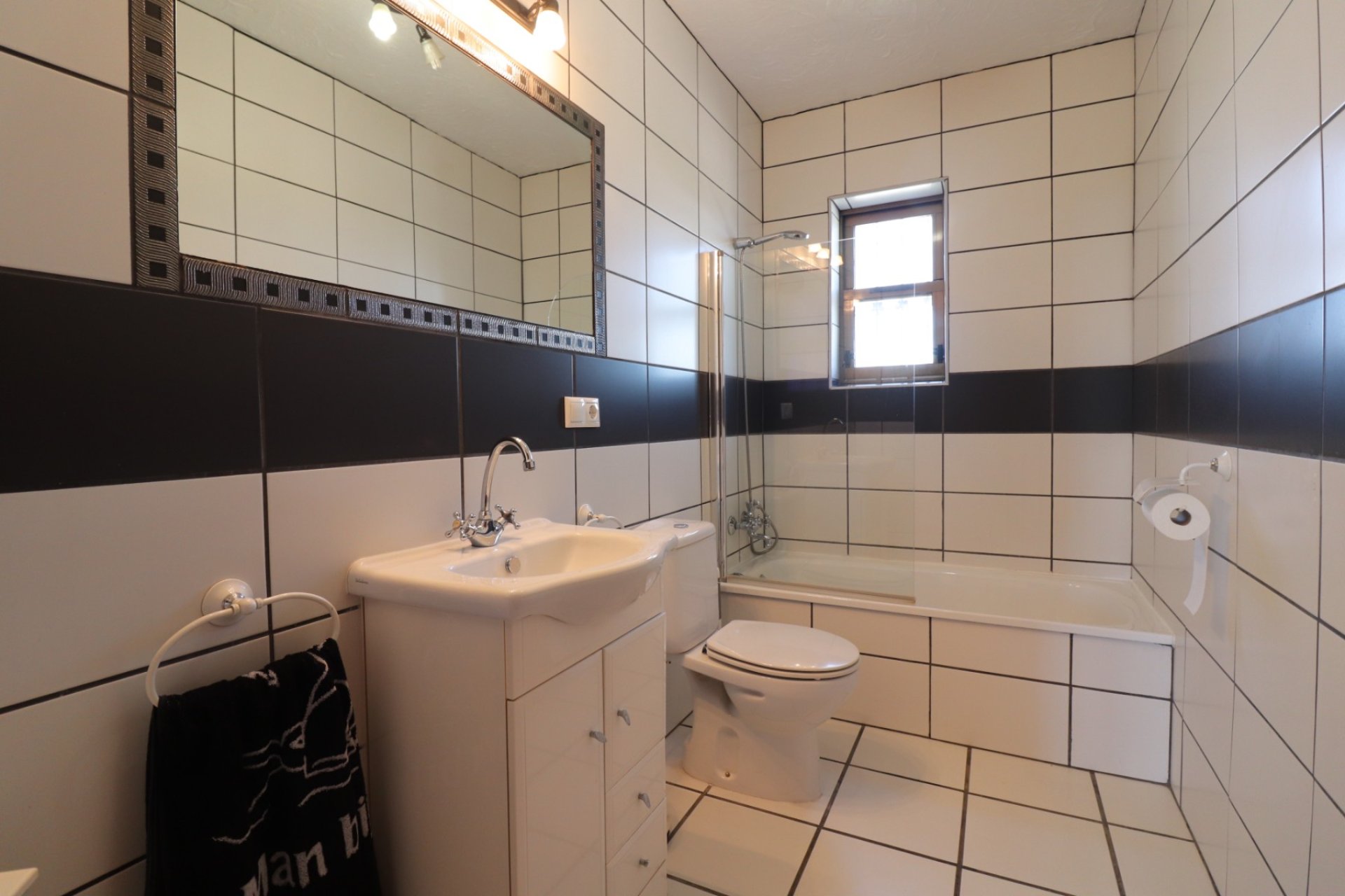 Resale - Country House -
Albatera - Albatera - Country