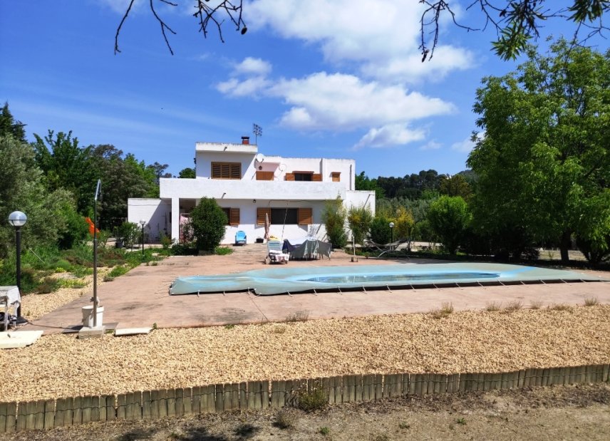 Resale - Country House -
Alcoy