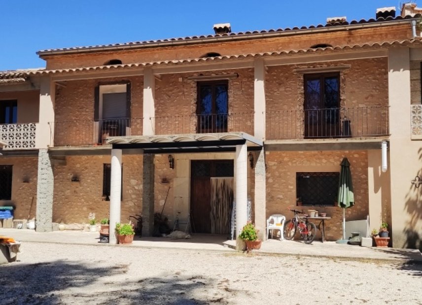 Resale - Country House -
Bocairent