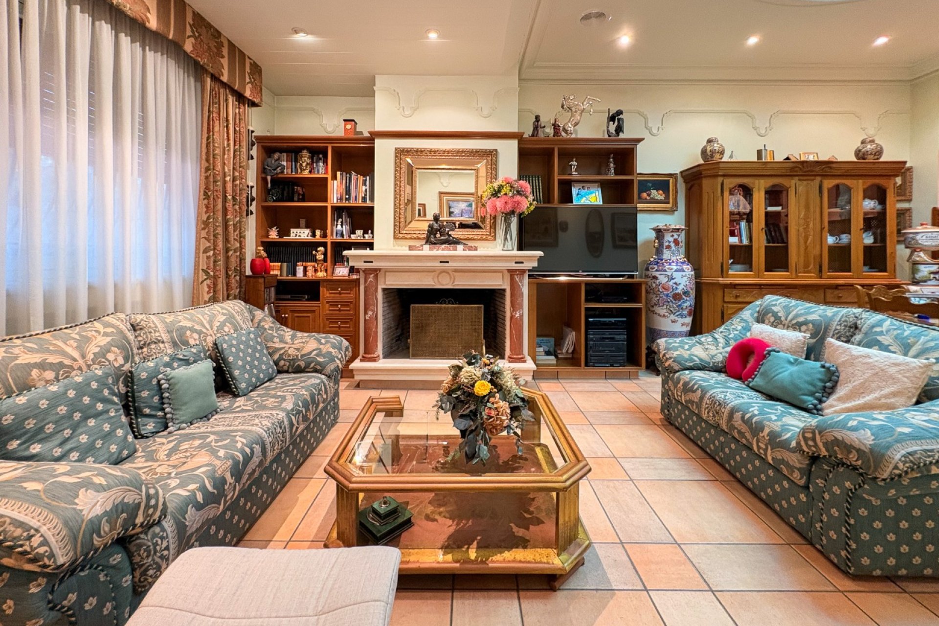 Resale - Country House -
Elche - Altzabares Alto