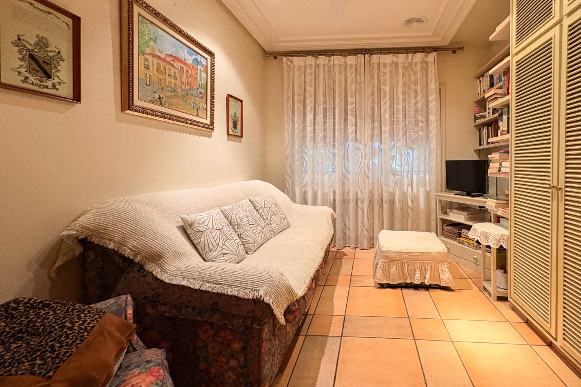 Resale - Country House -
Elche - Altzabares Alto