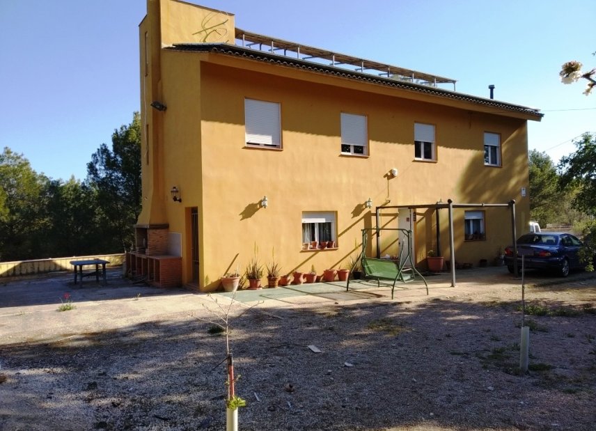 Resale - Country House -
Ontinyent