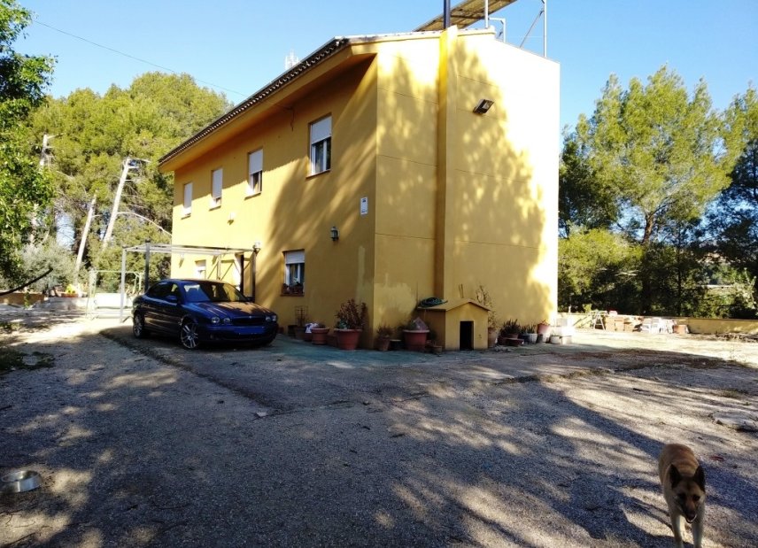 Resale - Country House -
Ontinyent
