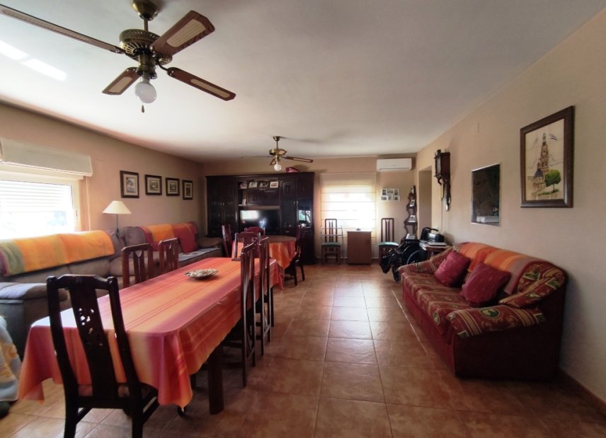 Resale - Country House -
Ontinyent