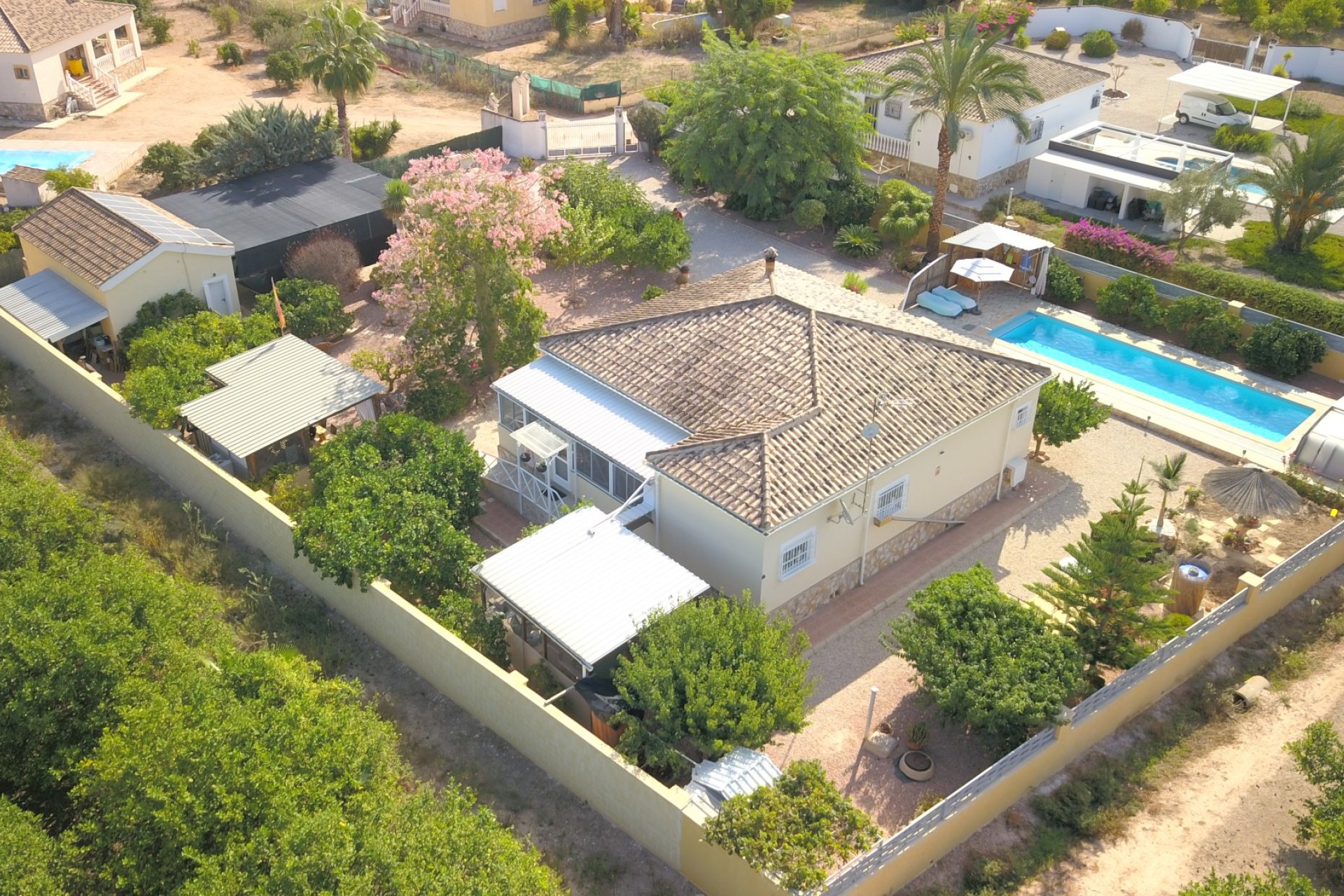 Resale - Country House -
Orihuela - La Campaneta
