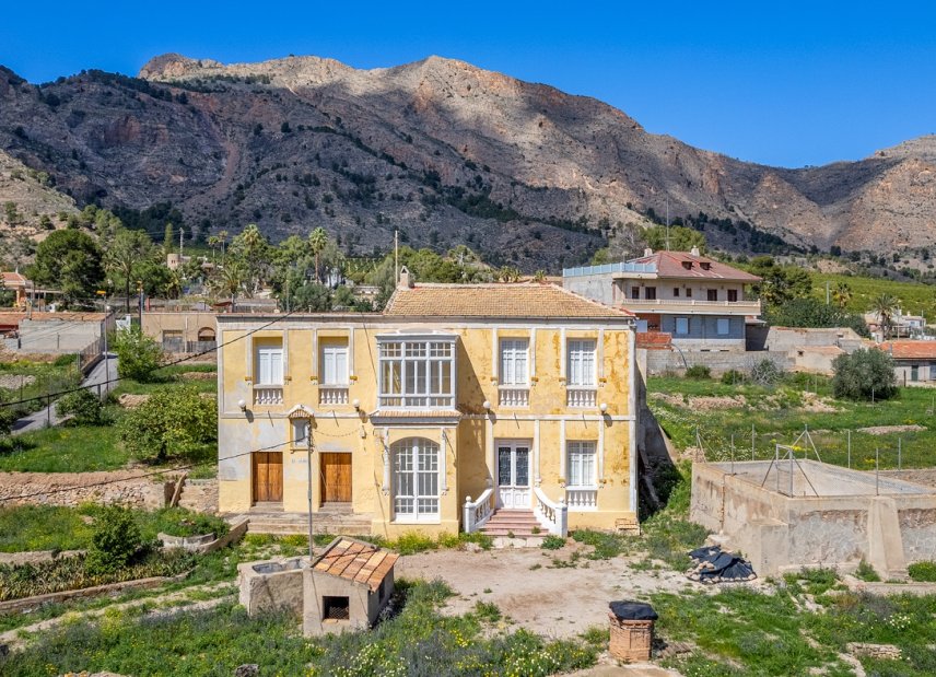 Resale - Country House -
Orihuela