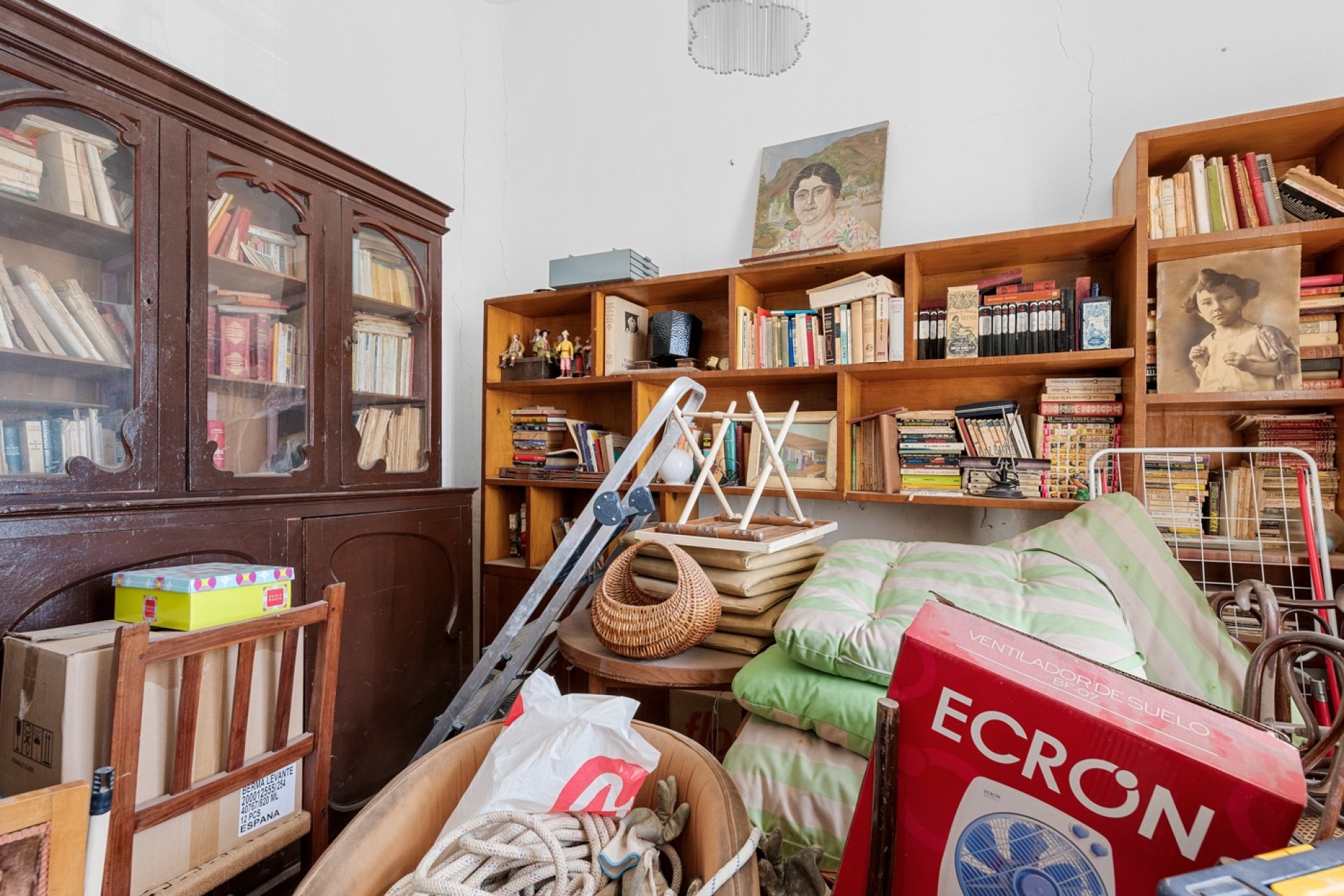 Resale - Country House -
Orihuela