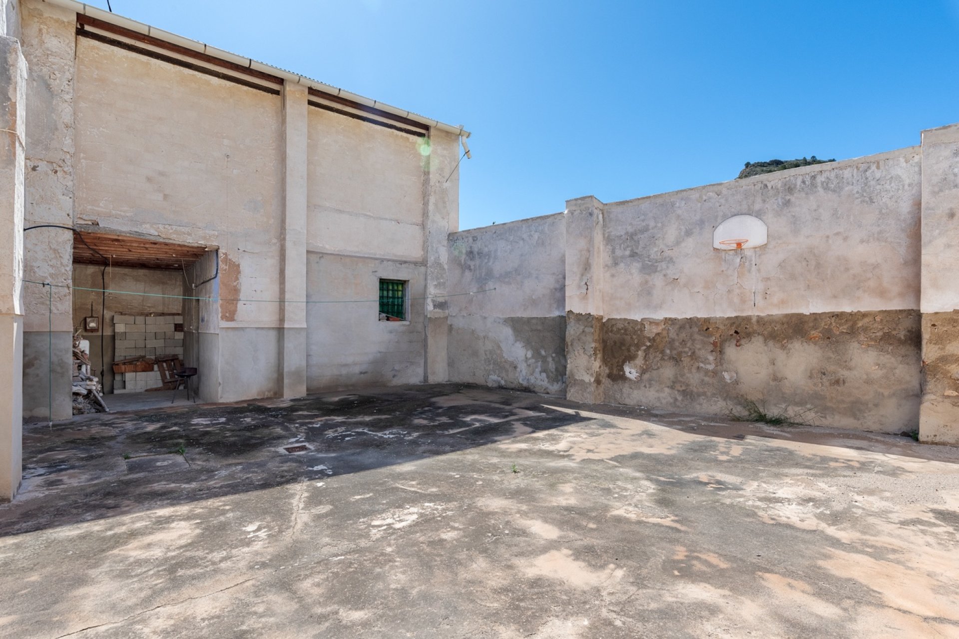 Resale - Country House -
Orihuela
