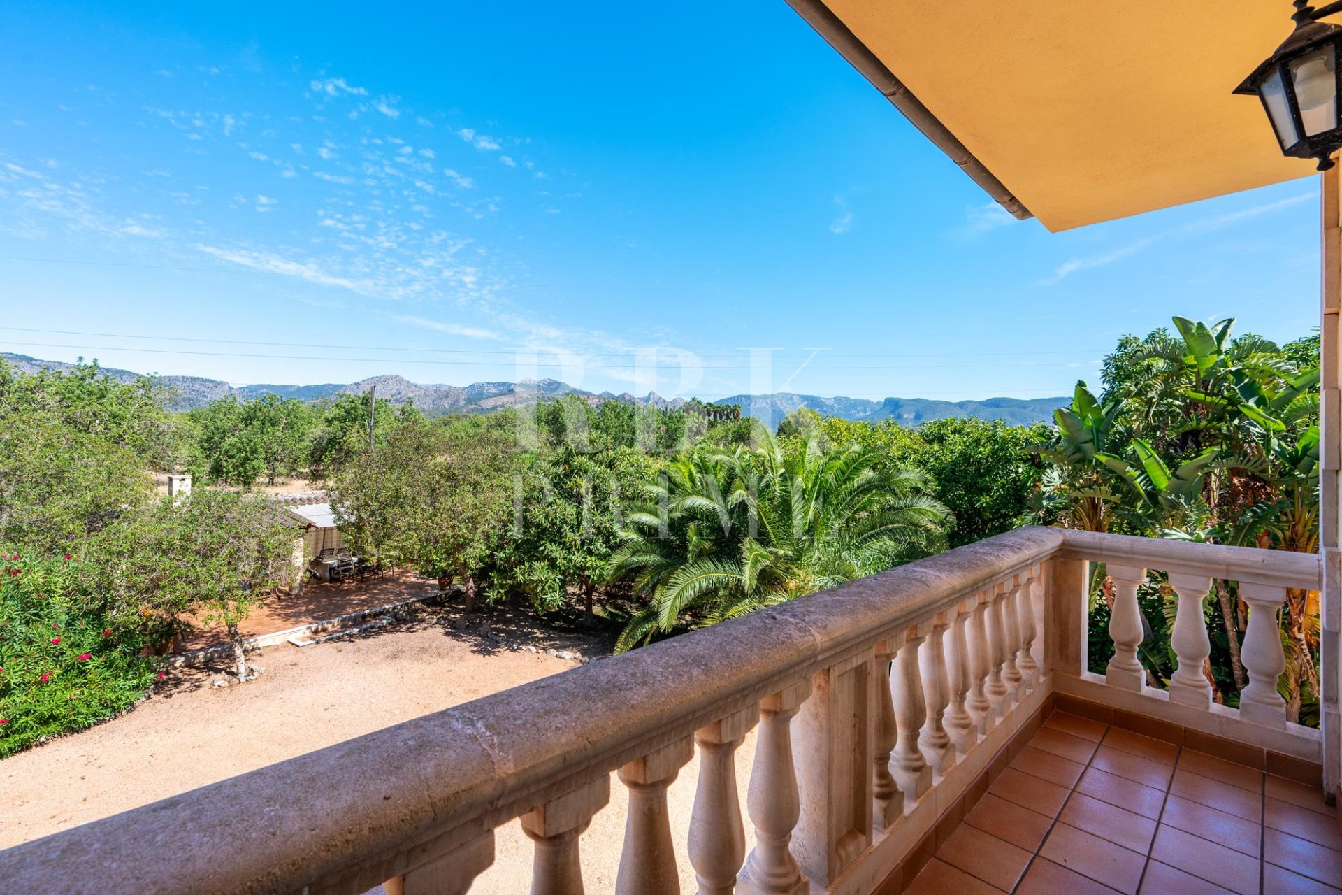 Resale - Country House -
Palma - Palma rural