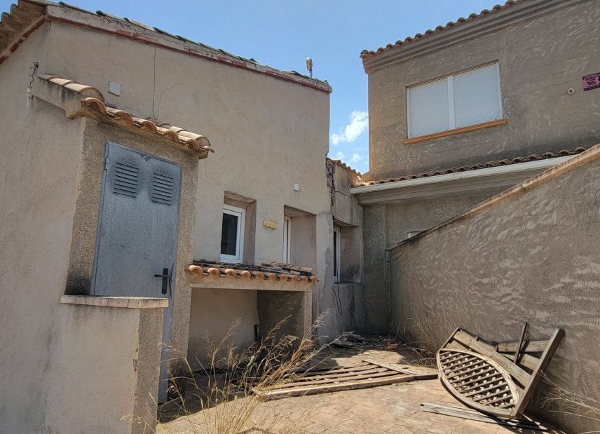 Resale - Country House -
Torremendo