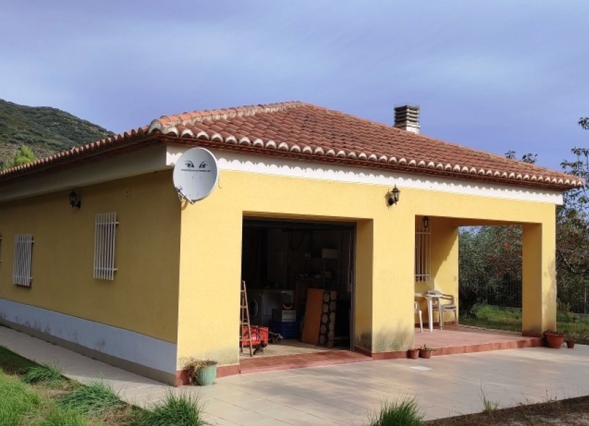 Resale - Country House -
Villalonga