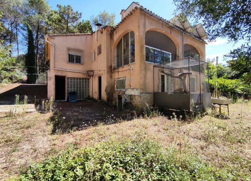 Resale - Country House -
Villalonga