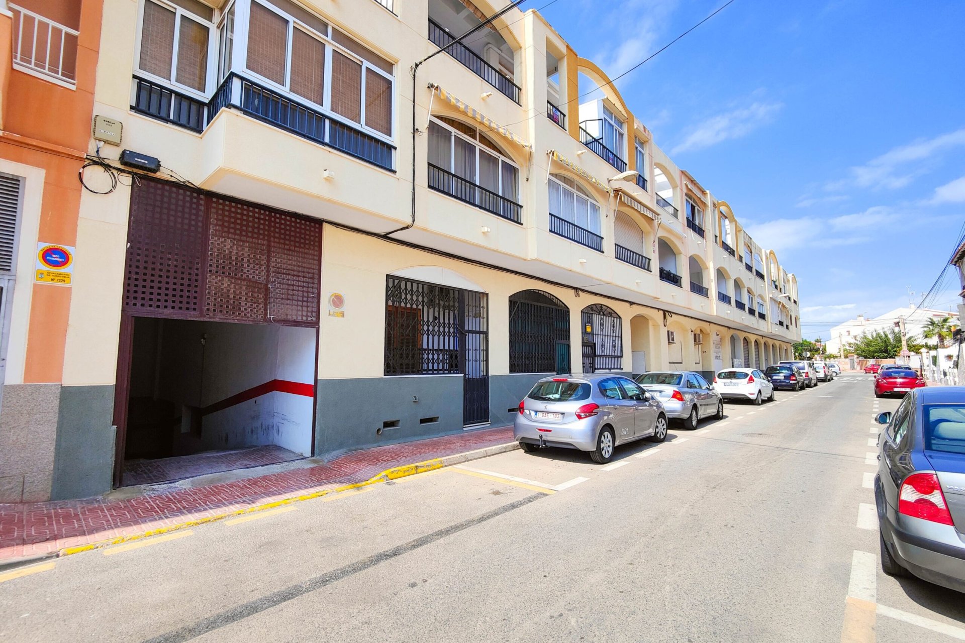 Resale - Garage -
Torrevieja - Playa del Cura