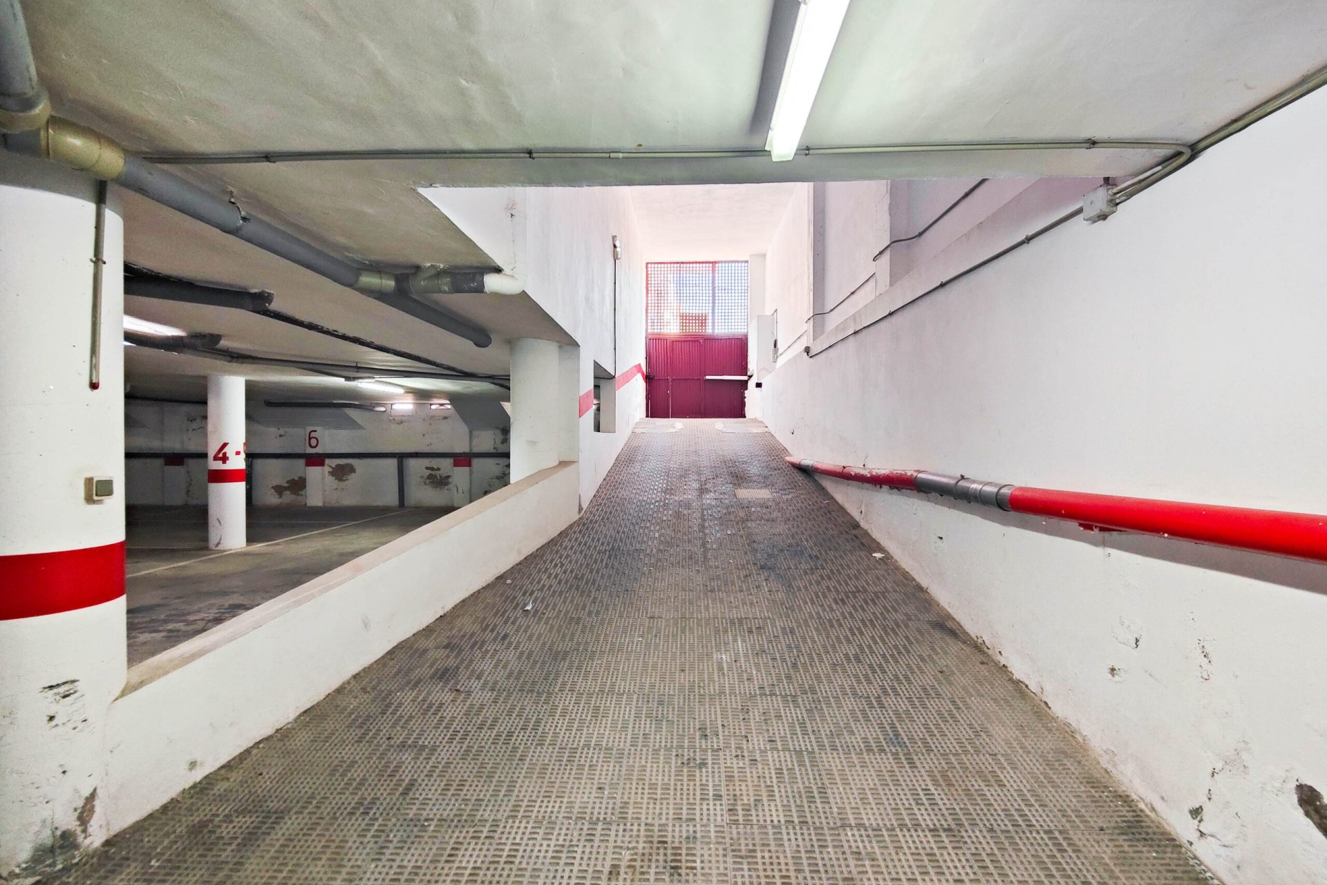 Resale - Garage -
Torrevieja - Playa del Cura