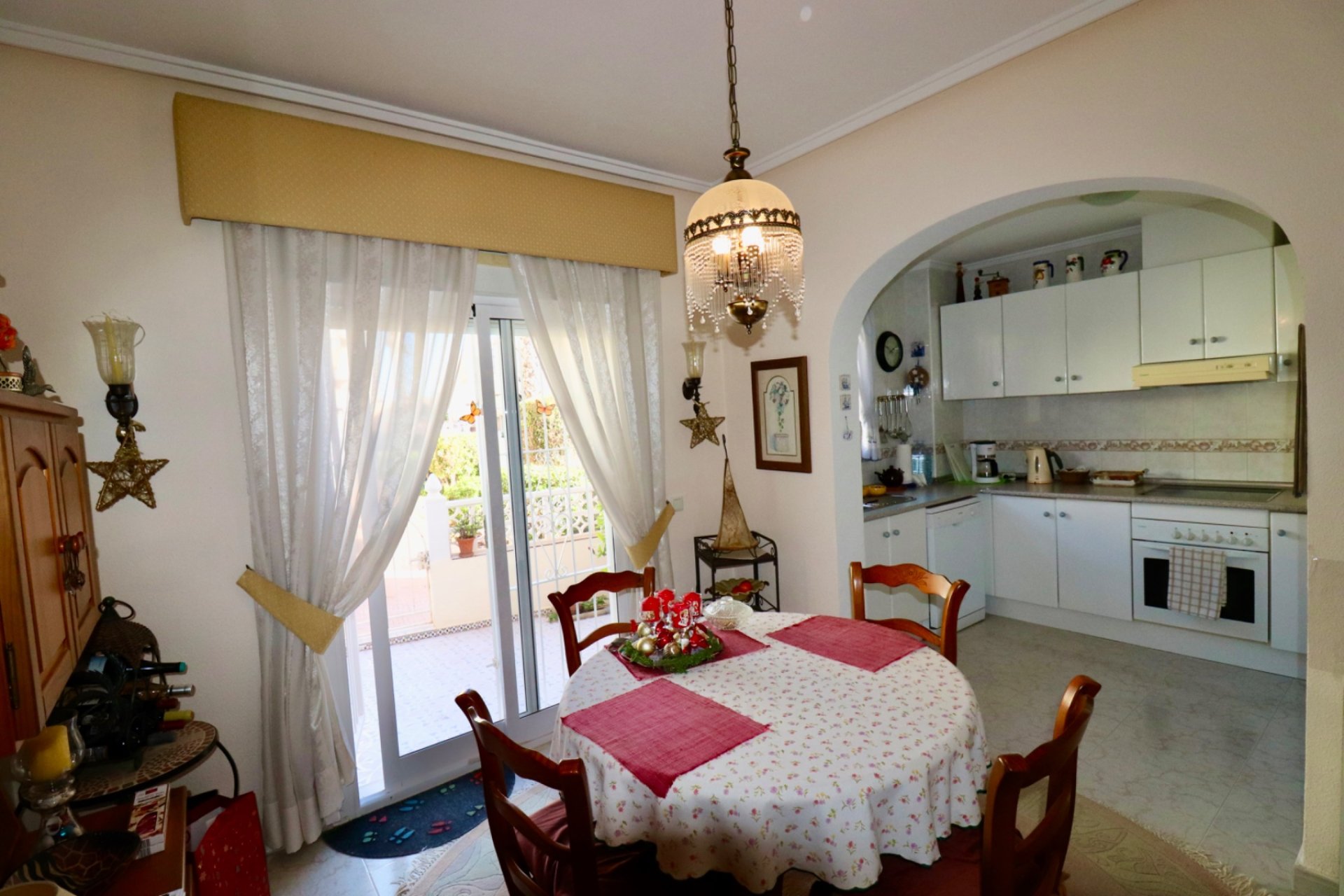 Resale - Townhouse -
Ciudad Quesada - Doña Pepa