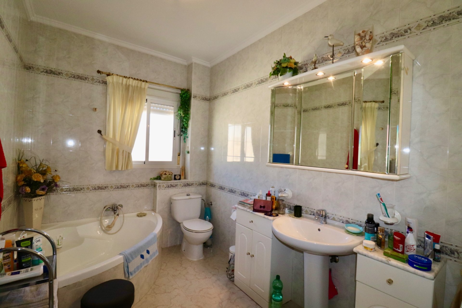Resale - Townhouse -
Ciudad Quesada - Doña Pepa