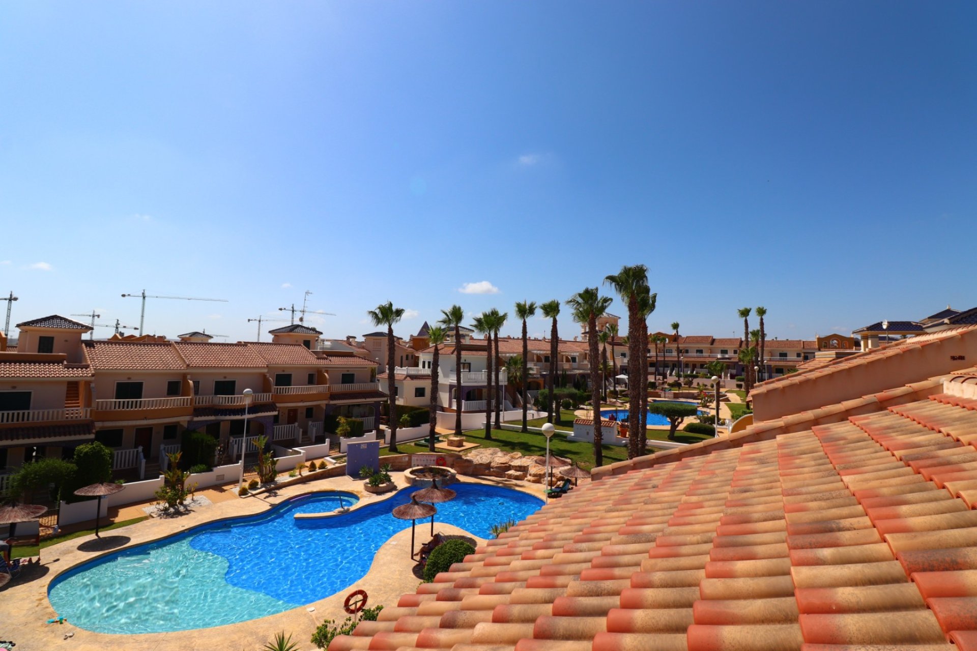 Resale - Townhouse -
Ciudad Quesada - Doña Pepa