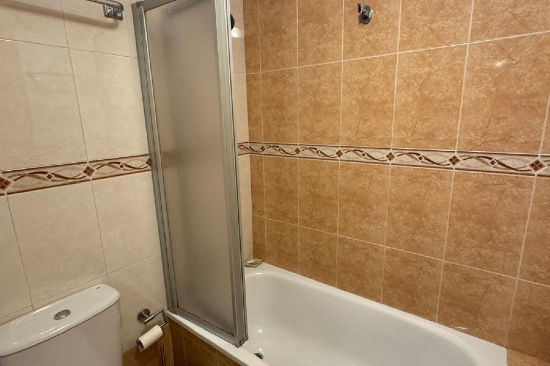 Resale - Townhouse -
Ciudad Quesada - Doña Pepa