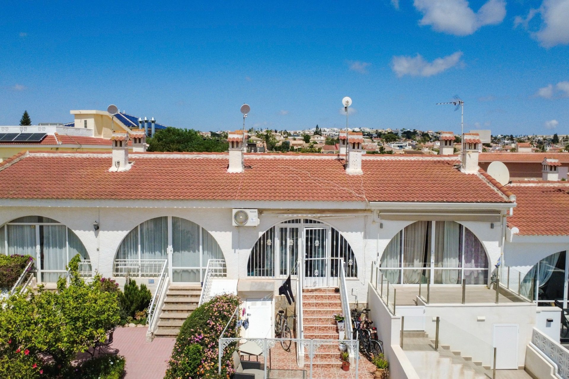 Resale - Townhouse -
Ciudad Quesada