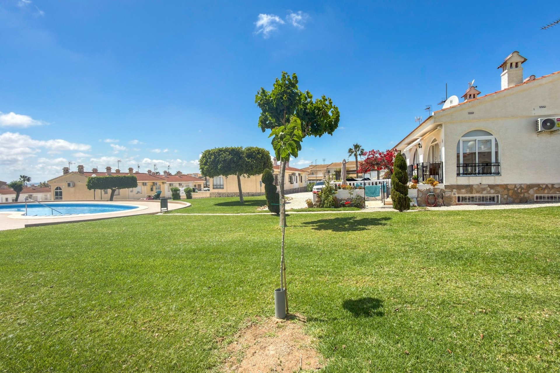 Resale - Townhouse -
Ciudad Quesada