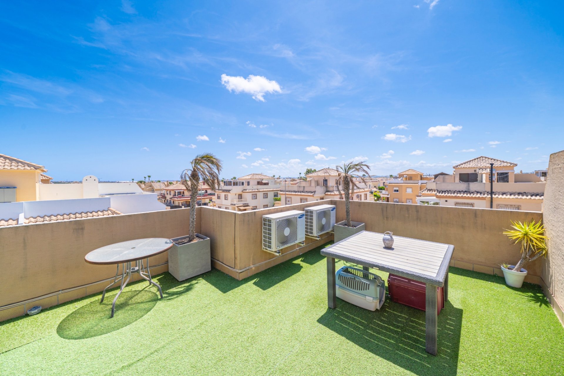 Resale - Townhouse -
Ciudad Quesada