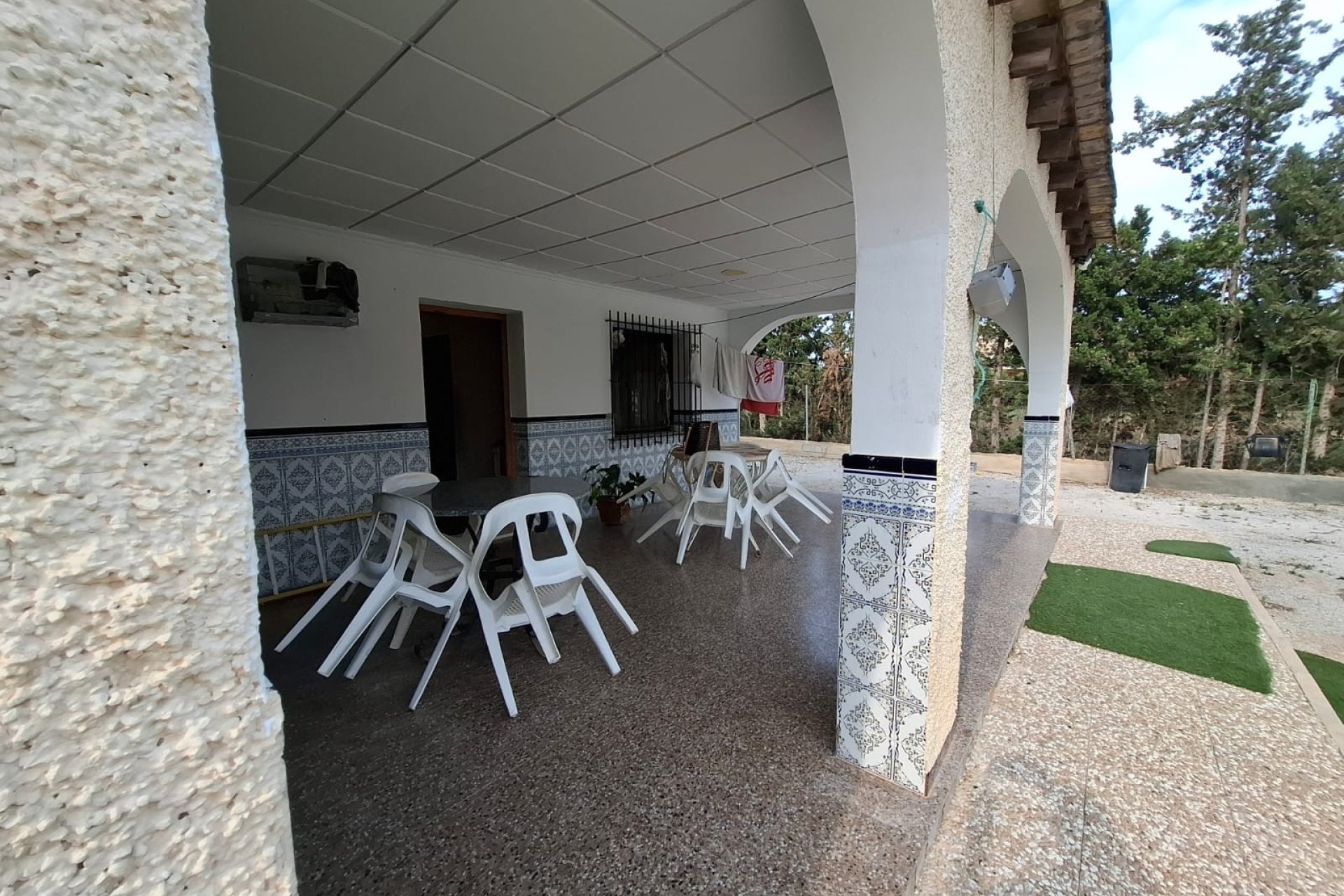 Resale - Townhouse -
Elche - Matola