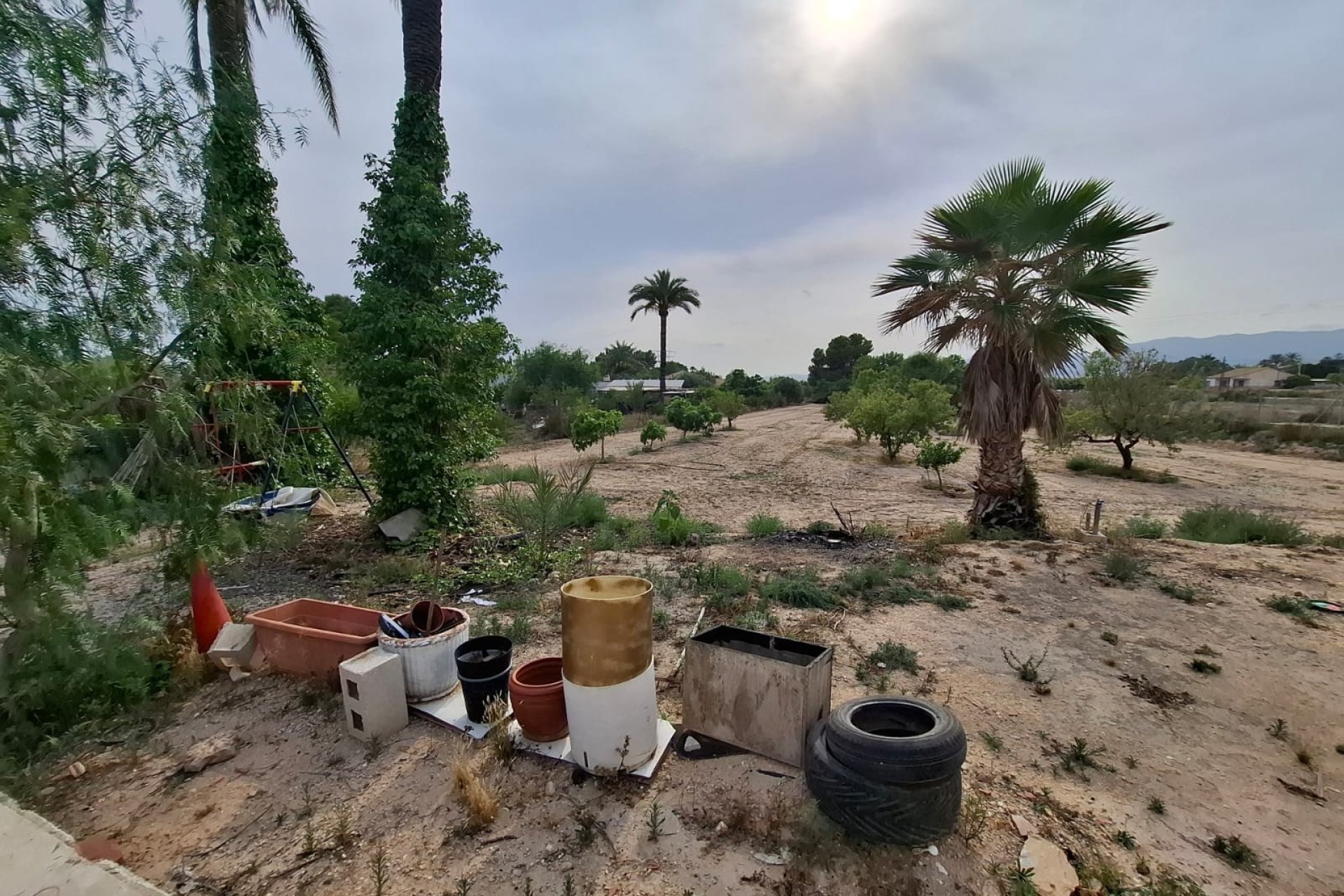 Resale - Townhouse -
Elche - Matola