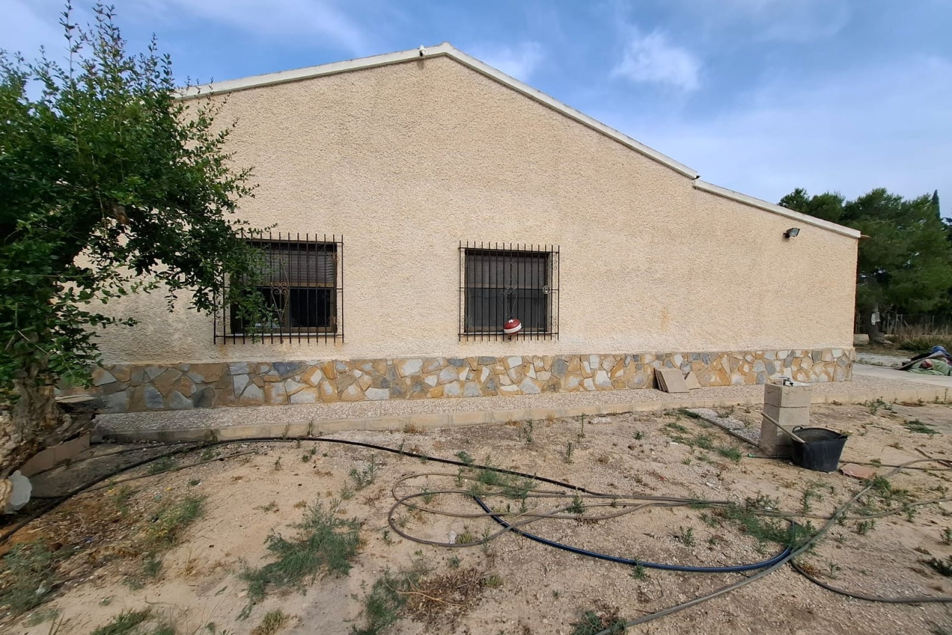 Resale - Townhouse -
Elche - Matola