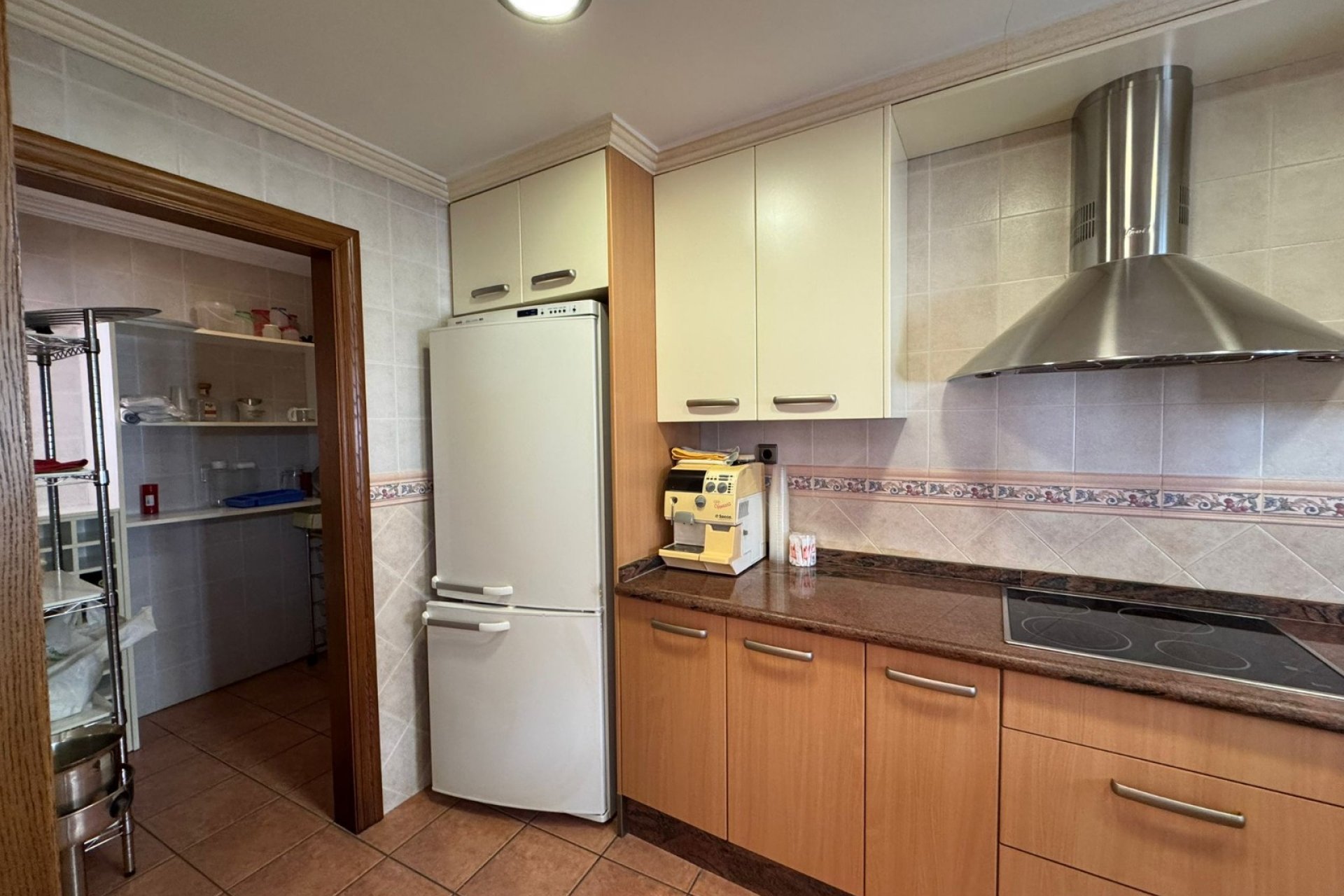 Resale - Townhouse -
Los Montesinos