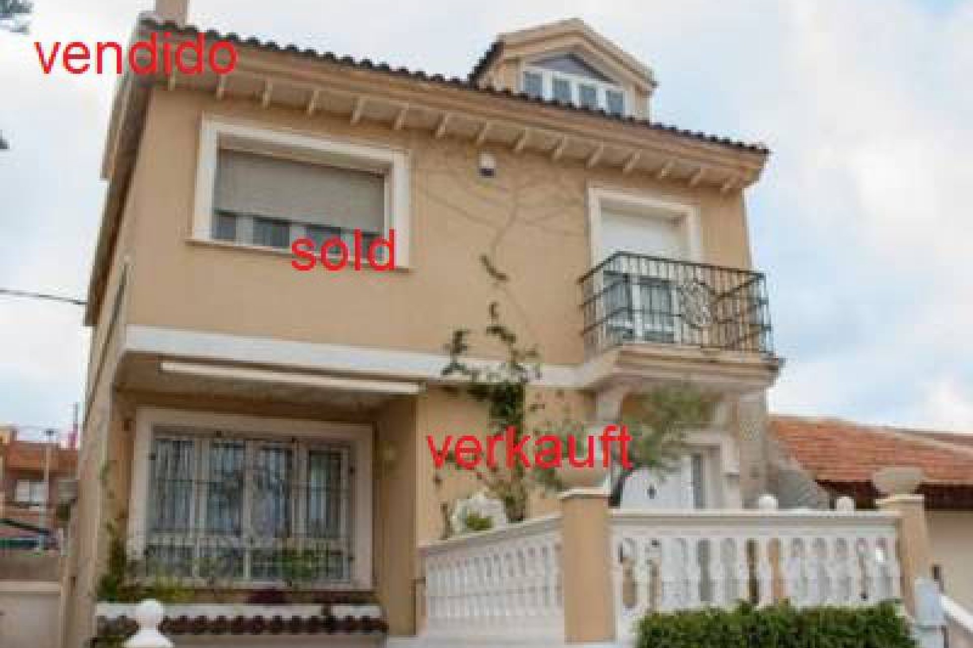 Resale - Townhouse -
Los Urrutias - Center