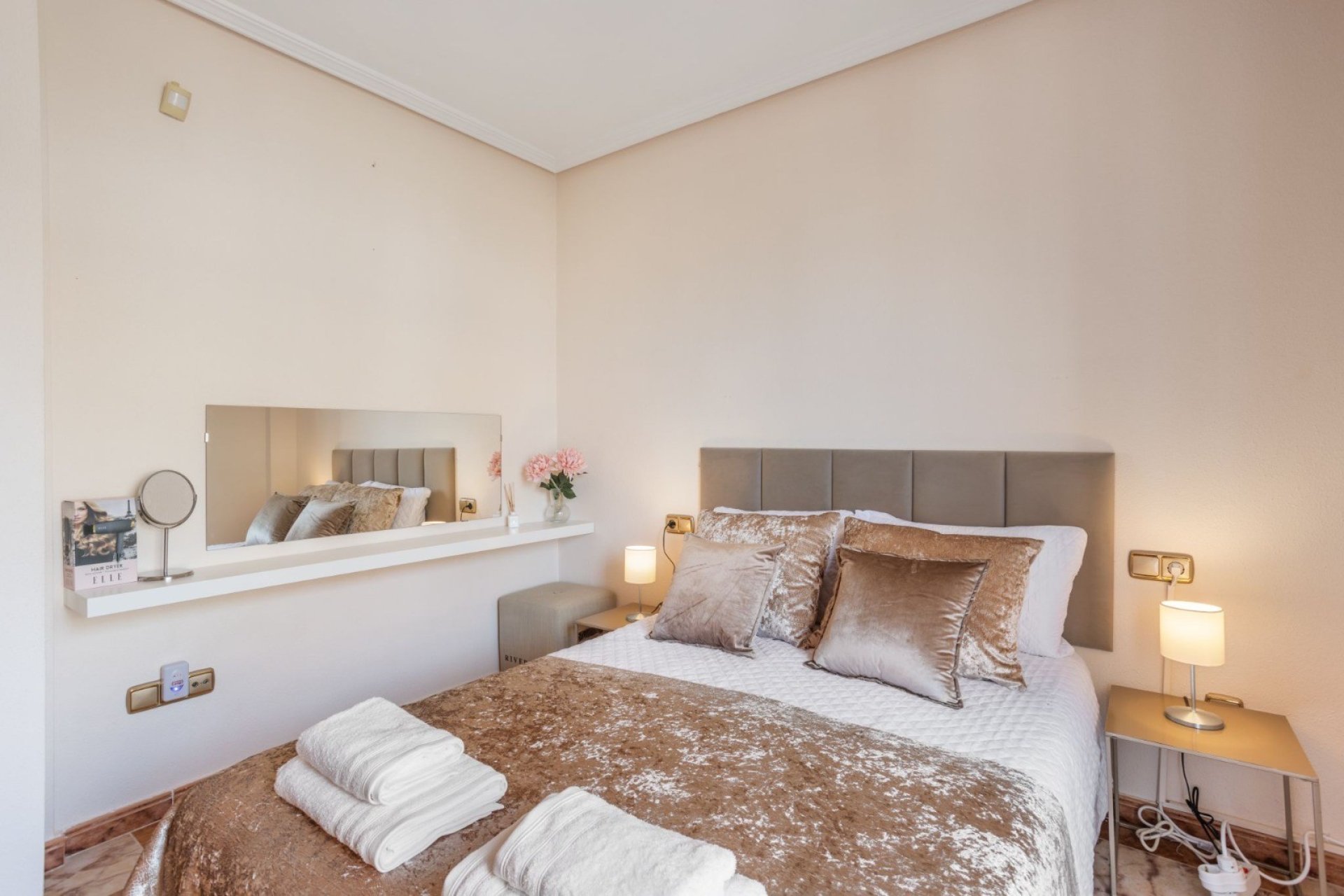 Resale - Townhouse -
Orihuela Costa - La Regia