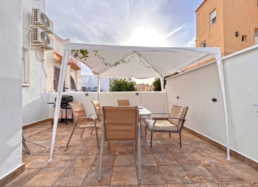 Resale - Townhouse -
Orihuela Costa - Playa Flamenca