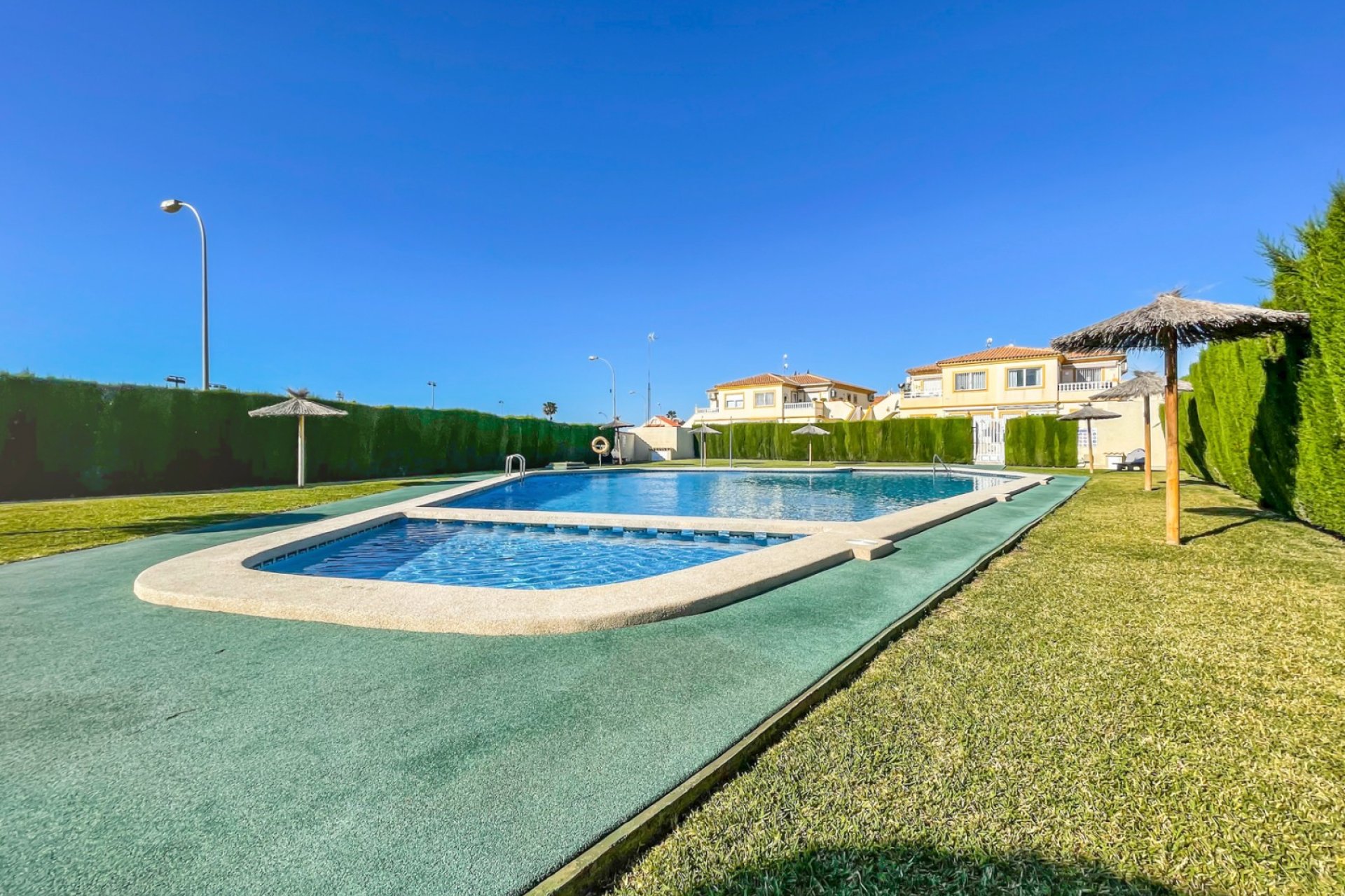 Resale - Townhouse -
Orihuela Costa - Playa Flamenca