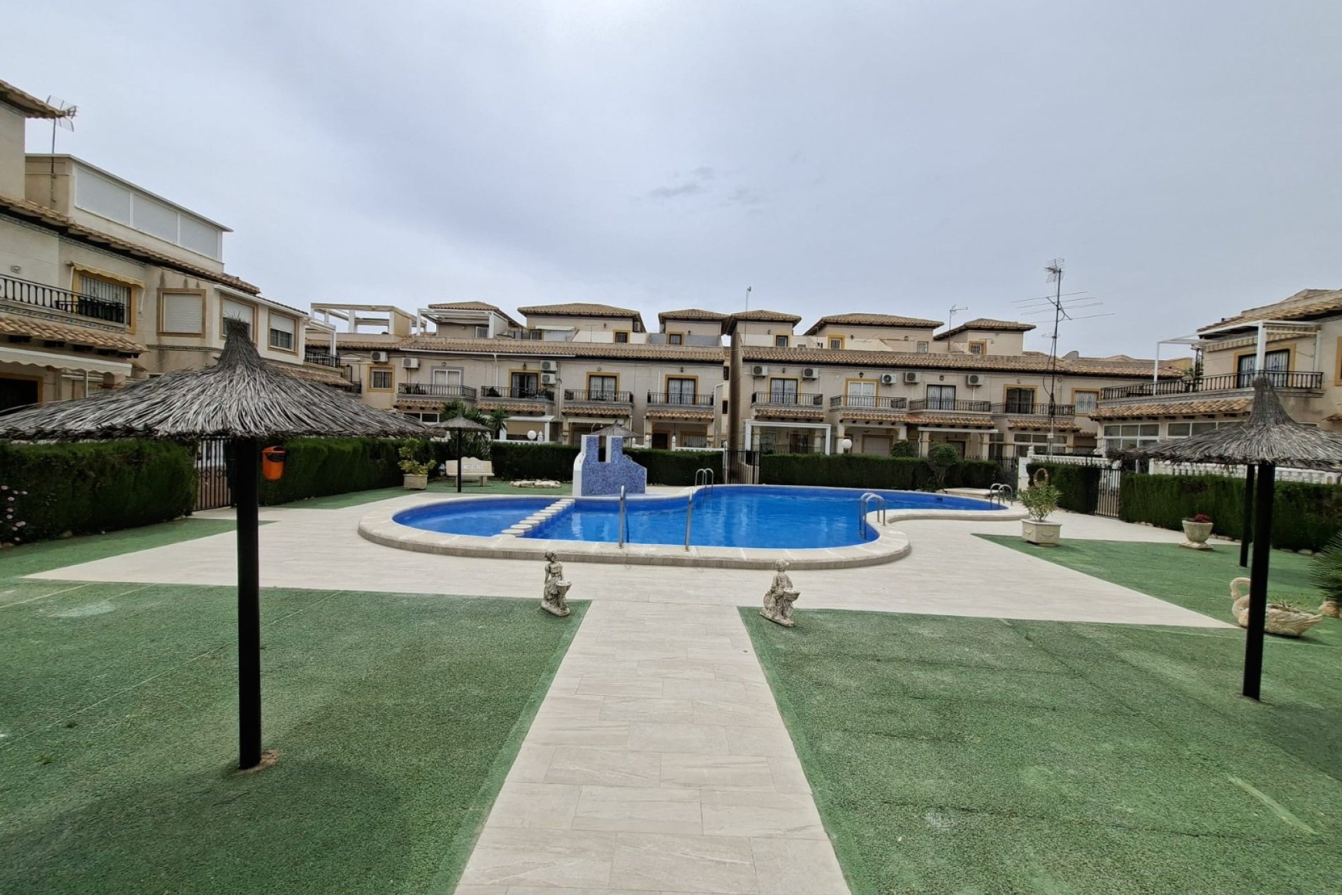 Resale - Townhouse -
Orihuela Costa - Playa Flamenca