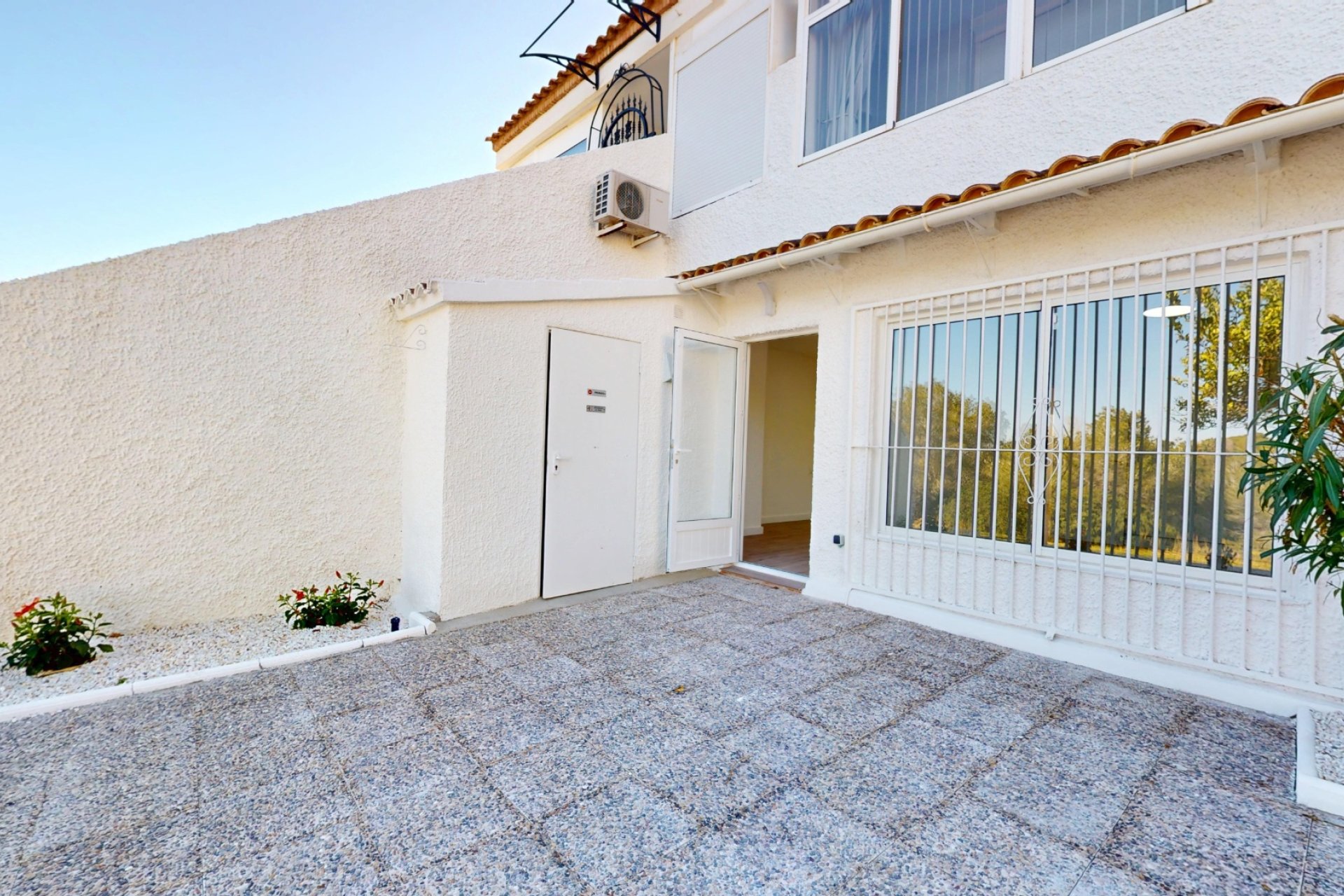 Resale - Townhouse -
Orihuela Costa - Villamartín