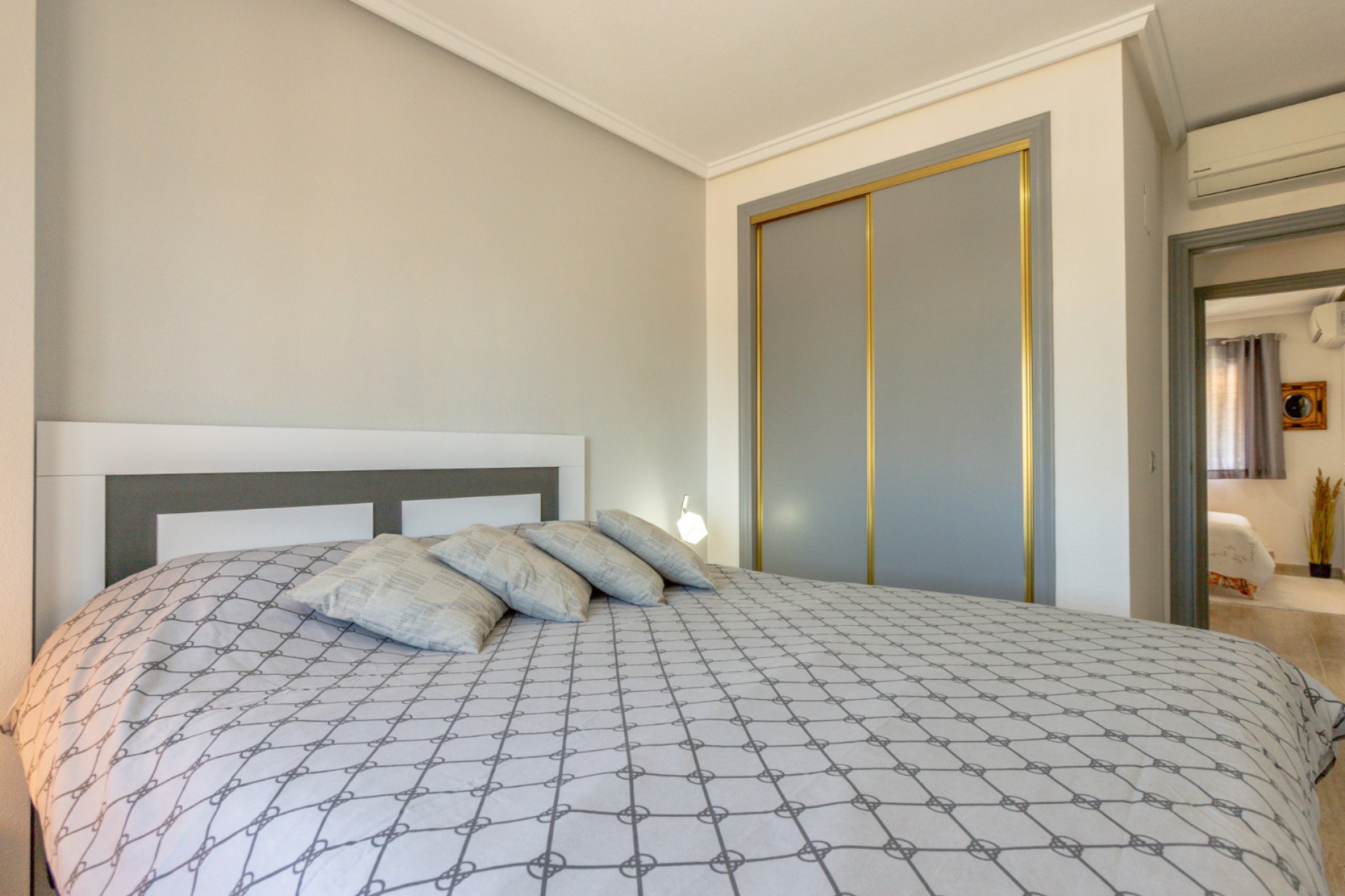 Resale - Townhouse -
Orihuela Costa - Villamartín