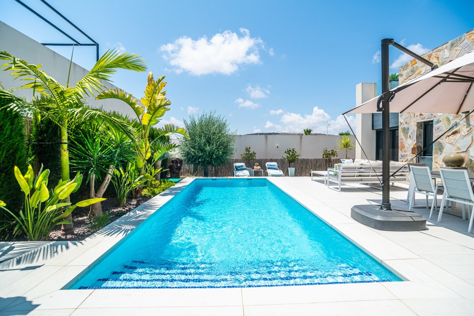 Resale - Villa -
Algorfa - La finca Golf