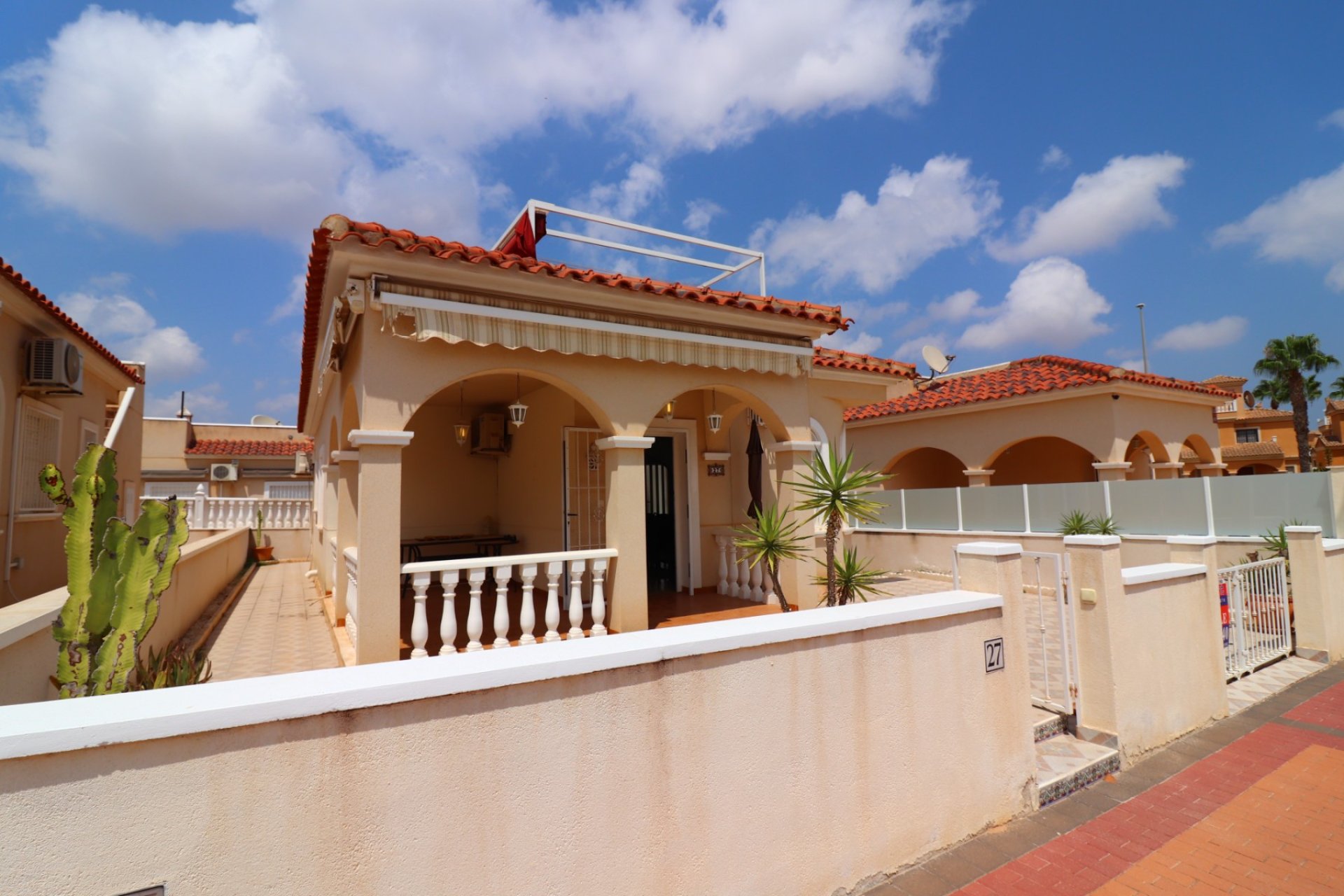 Resale - Villa -
Algorfa - Lo Crispin
