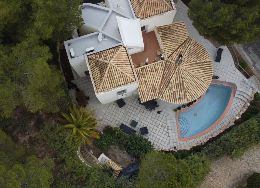 Resale - Villa -
Altea - Marina Baja